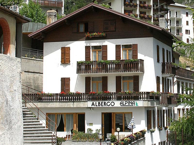 Albergo - B&B Alpina Premadio エクステリア 写真