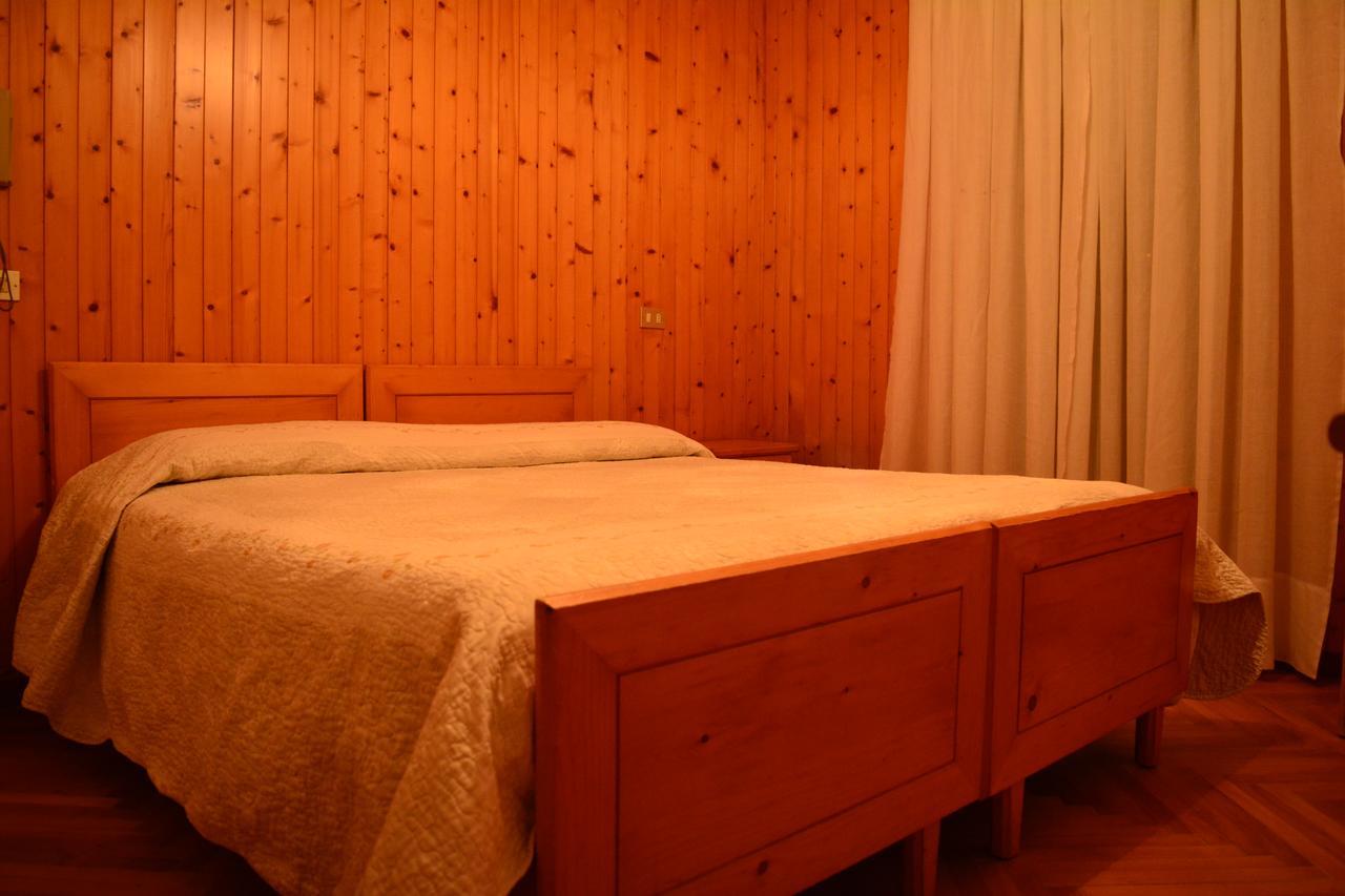 Albergo - B&B Alpina Premadio エクステリア 写真