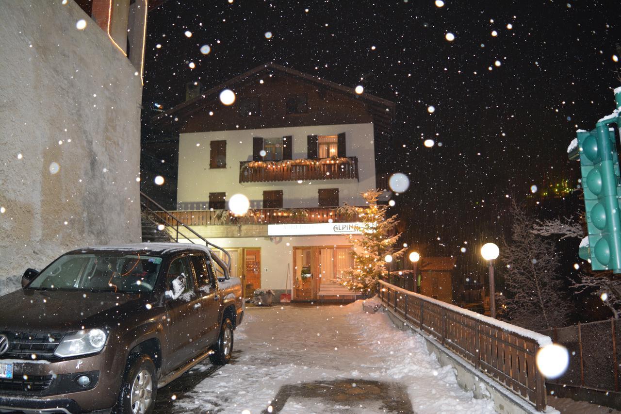 Albergo - B&B Alpina Premadio エクステリア 写真