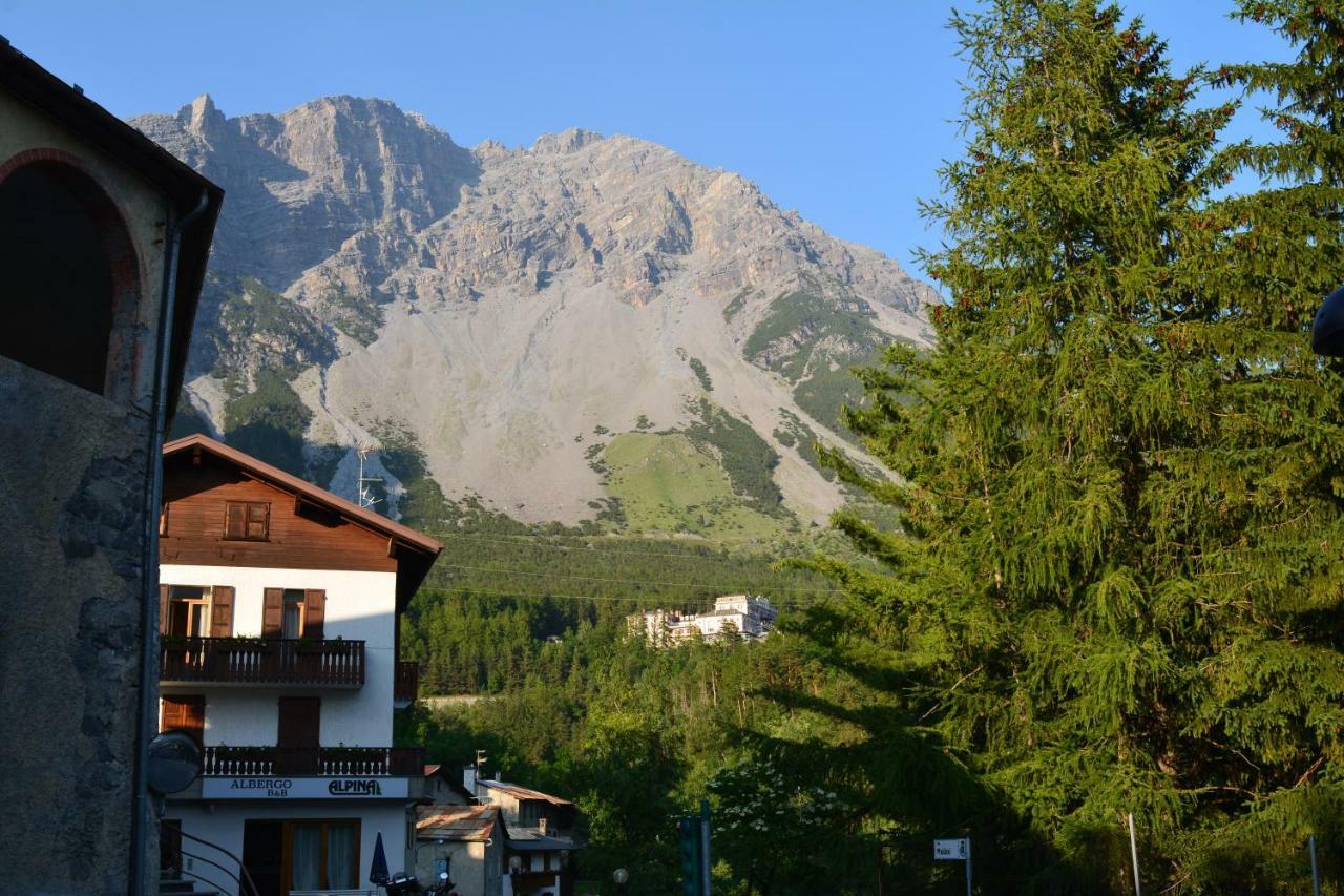 Albergo - B&B Alpina Premadio エクステリア 写真
